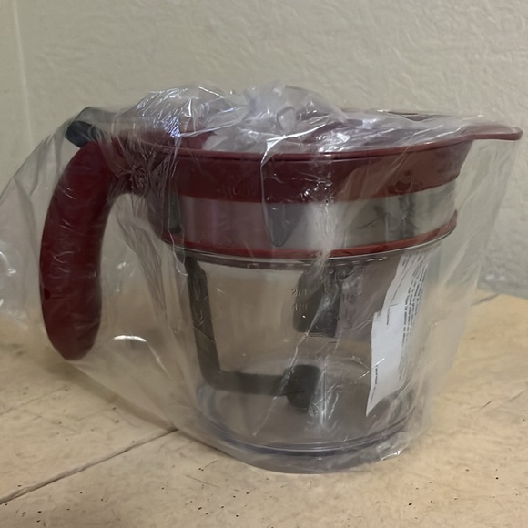 NEW Curtis Stone Red Gravy and Fat Separator - Picture 7 of 7